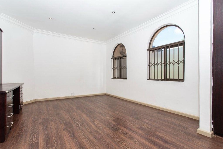 3 Bedroom Property for Sale in Hoogstede Western Cape